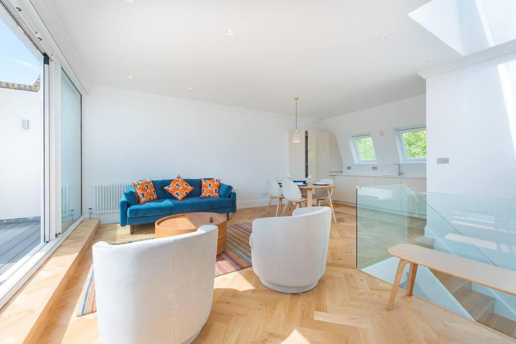 Stunning Two Bed Apartment Rh8 Londen Buitenkant foto