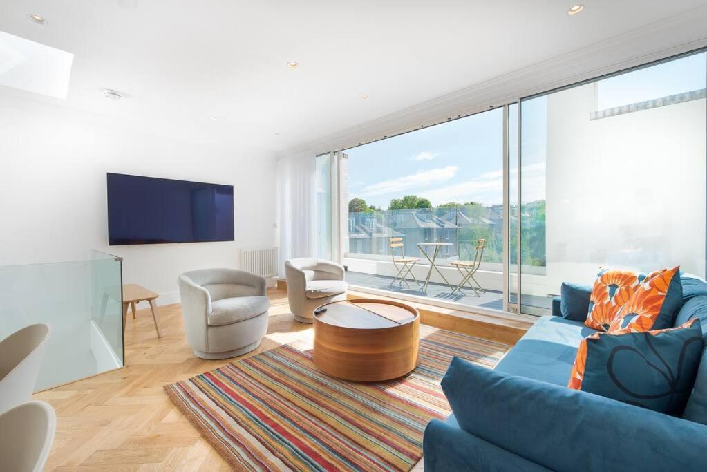 Stunning Two Bed Apartment Rh8 Londen Buitenkant foto